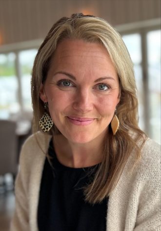 Anna Willford